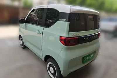 Wuling Hongguang MINIEV 2022, 35800 км, за 4118 USD