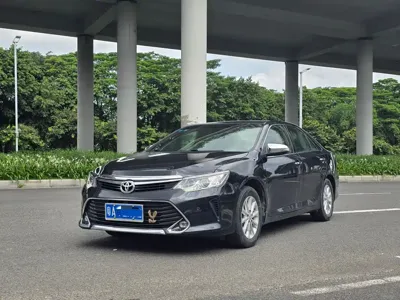 Toyota Camry · 2017 год