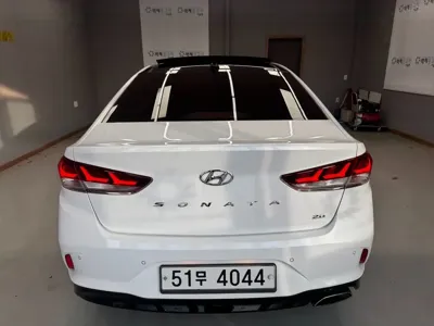 Hyundai Sonata 2018, 143172 км, за 7814.02 USD