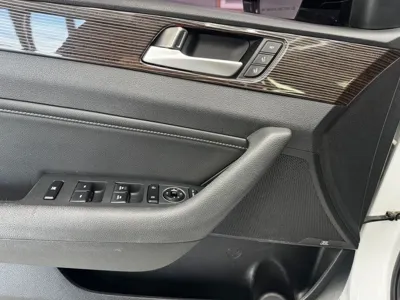 Hyundai Sonata 2018, 143172 км, за 7814.02 USD - фото 11