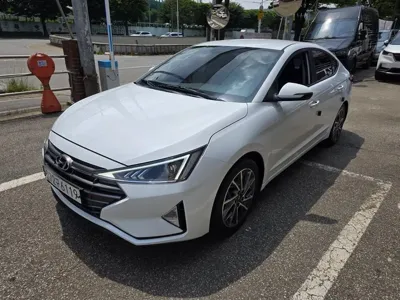 Hyundai Avante 2019, 46908 км, за 6104.77 USD