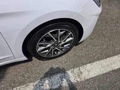 Hyundai Avante 2019, 46908 км, за 6104.77 USD - фото 19