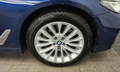 BMW 5-Series 2021, 56375 км, за 21275.19 USD