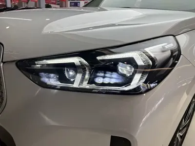 BMW iX1 2024, 31000 км, за 18951.96 USD - фото 21