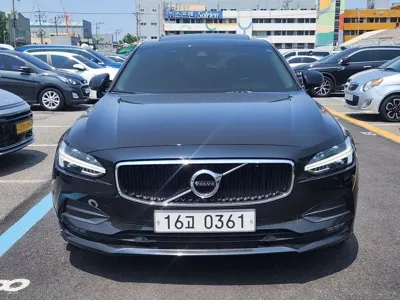 Volvo S90 · 2017 год