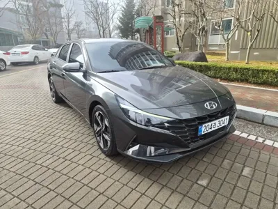 Hyundai Avante 2022, 36000 км, за 10289.27 USD