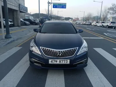 Hyundai Grandeur · 2015 год