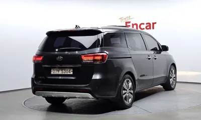 Kia Canival 2018, 211325 км, за 6110.64 USD