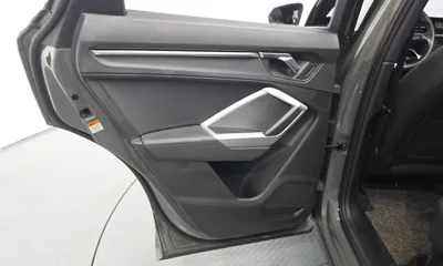 Audi Q3 2020, 53044 км, за 23127.05 USD - фото 25