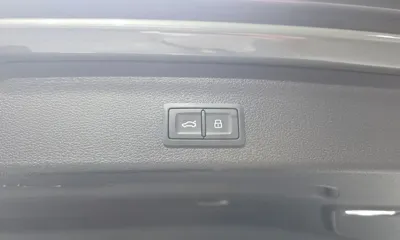Audi Q3 2020, 53044 км, за 23127.05 USD - фото 29