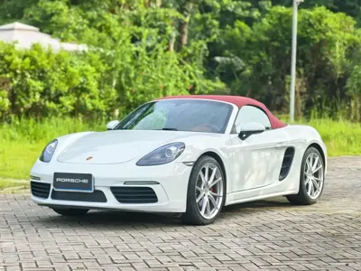 Porsche 718 · 2021 год