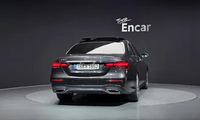 Mercedes-Benz E-Class 2021, 75157 км, за 23167.05 USD