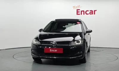 Volkswagen Golf 2015, 126967 км, за 5901.27 USD