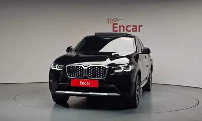 BMW X4 2023, 46600 км, за 32308.38 USD