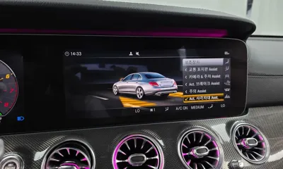 Mercedes-Benz E-Class 2019, 95794 км, за 25677.69 USD - фото 16