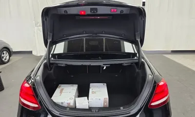 Mercedes-Benz E-Class 2019, 95794 км, за 25677.69 USD - фото 20