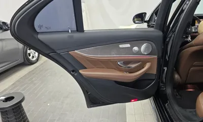 Mercedes-Benz E-Class 2019, 95794 км, за 25677.69 USD - фото 25