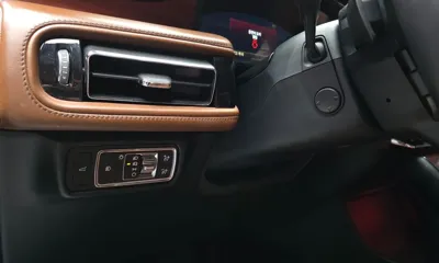 Lincoln Aviator 2021, 62583 км, за 22246.29 USD - фото 30