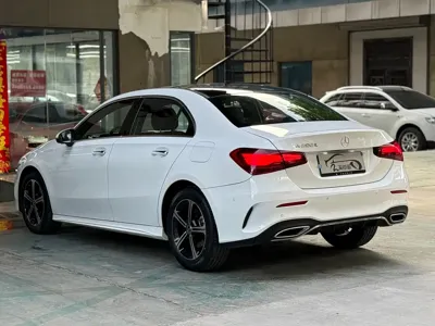 Mercedes-Benz A-Class 2023, 30000 км, за 16580.1 USD