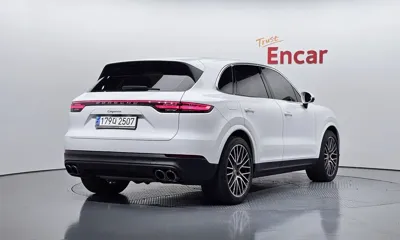 Porsche Cayenne 2023, 15491 км, за 69470.14 USD