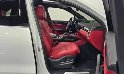 Porsche Cayenne 2023, 15491 км, за 69470.14 USD - фото 10