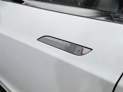 Tesla Model S 2018, 33900 км, за 19829.19 USD - фото 18