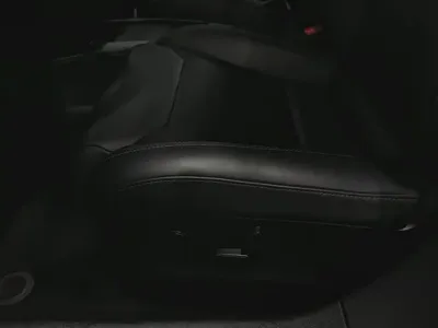Tesla Model S 2018, 33900 км, за 19829.19 USD - фото 20