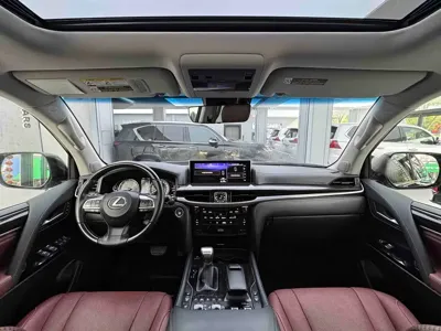 Lexus LX 2021, 112000 км, за 176042.49 USD - фото 13