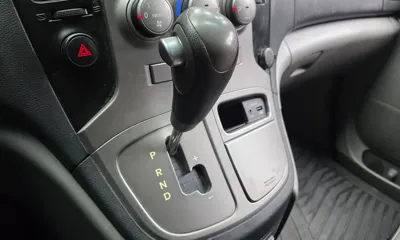 Hyundai Starex 2013, 122688 км, за 4857.56 USD - фото 9