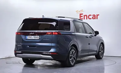 Kia Canival 2023, 88501 км, за 12676.33 USD