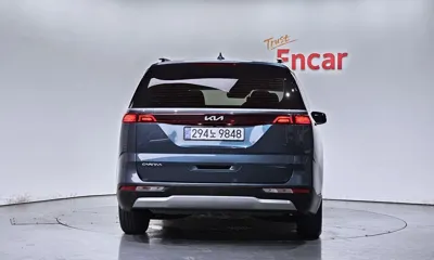 Kia Canival 2023, 88501 км, за 12676.33 USD