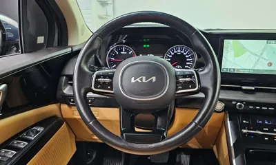 Kia Canival 2023, 88501 км, за 12676.33 USD - фото 13