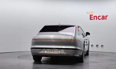 Hyundai Grandeur 2024, 151139 км, за 13010.68 USD