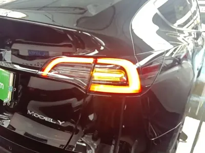 Tesla Model Y 2021, 54700 км, за 20732.46 USD - фото 8