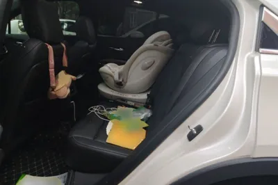 Cadillac XT4 2020, 72700 км, за 13449 USD - фото 17
