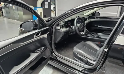 Kia K5 2022, 66316 км, за 9627.9 USD - фото 10