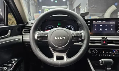 Kia K5 2022, 66316 км, за 9627.9 USD - фото 13