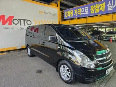 Hyundai Starex 2014, 207700 км, за 3907.01 USD
