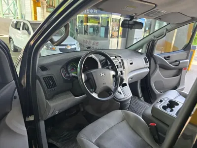 Hyundai Starex 2014, 207700 км, за 3907.01 USD - фото 12