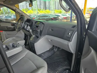 Hyundai Starex 2014, 207700 км, за 3907.01 USD - фото 16