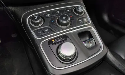Chrysler 200 2015, 104852 км, за 1947.88 USD - фото 9