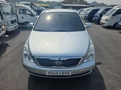 Kia Canival 2013, 79250 км, за 3445.36 USD