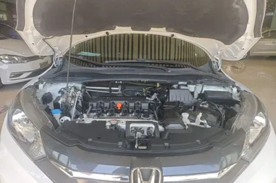 Honda Vezel 2015, 93600 км, за 7544 USD - фото 24