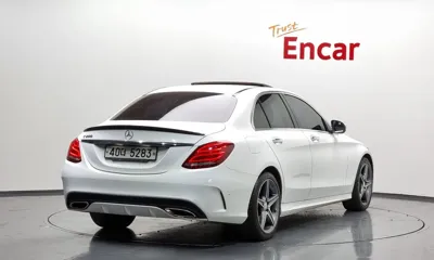 Mercedes-Benz C-Class 2017, 72178 км, за 12936.35 USD