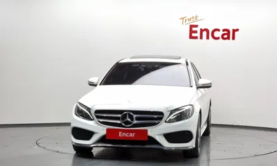 Mercedes-Benz C-Class 2017, 72178 км, за 12936.35 USD