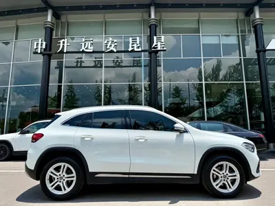 Mercedes-Benz GLA 2023, 20000 км, за 20570.53 USD
