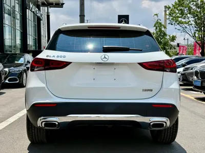 Mercedes-Benz GLA 2023, 20000 км, за 20570.53 USD - фото 6