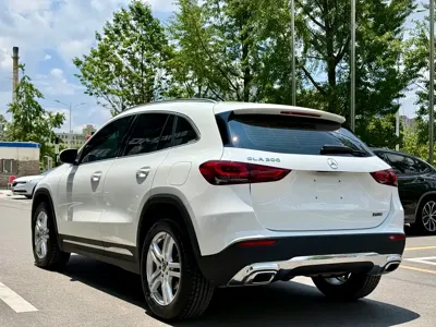 Mercedes-Benz GLA 2023, 20000 км, за 20570.53 USD - фото 7