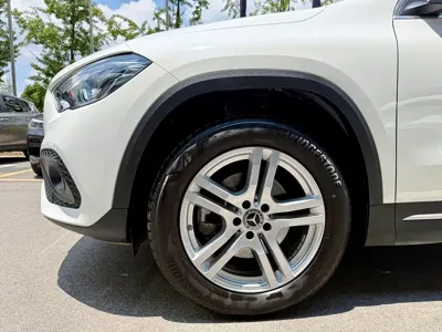 Mercedes-Benz GLA 2023, 20000 км, за 20570.53 USD - фото 13