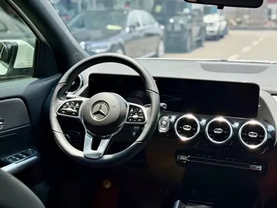 Mercedes-Benz GLA 2023, 20000 км, за 20570.53 USD - фото 21